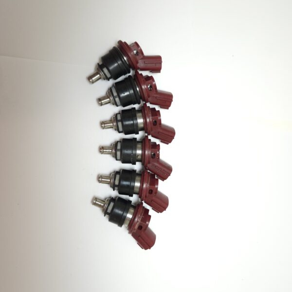 Nissan Red Side Feed Injectors  (270CC ) - Image 2
